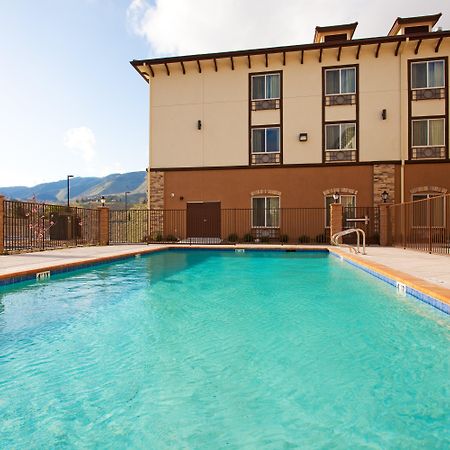 Holiday Inn Express & Suites Frazier Park By Ihg Lebec Exterior photo
