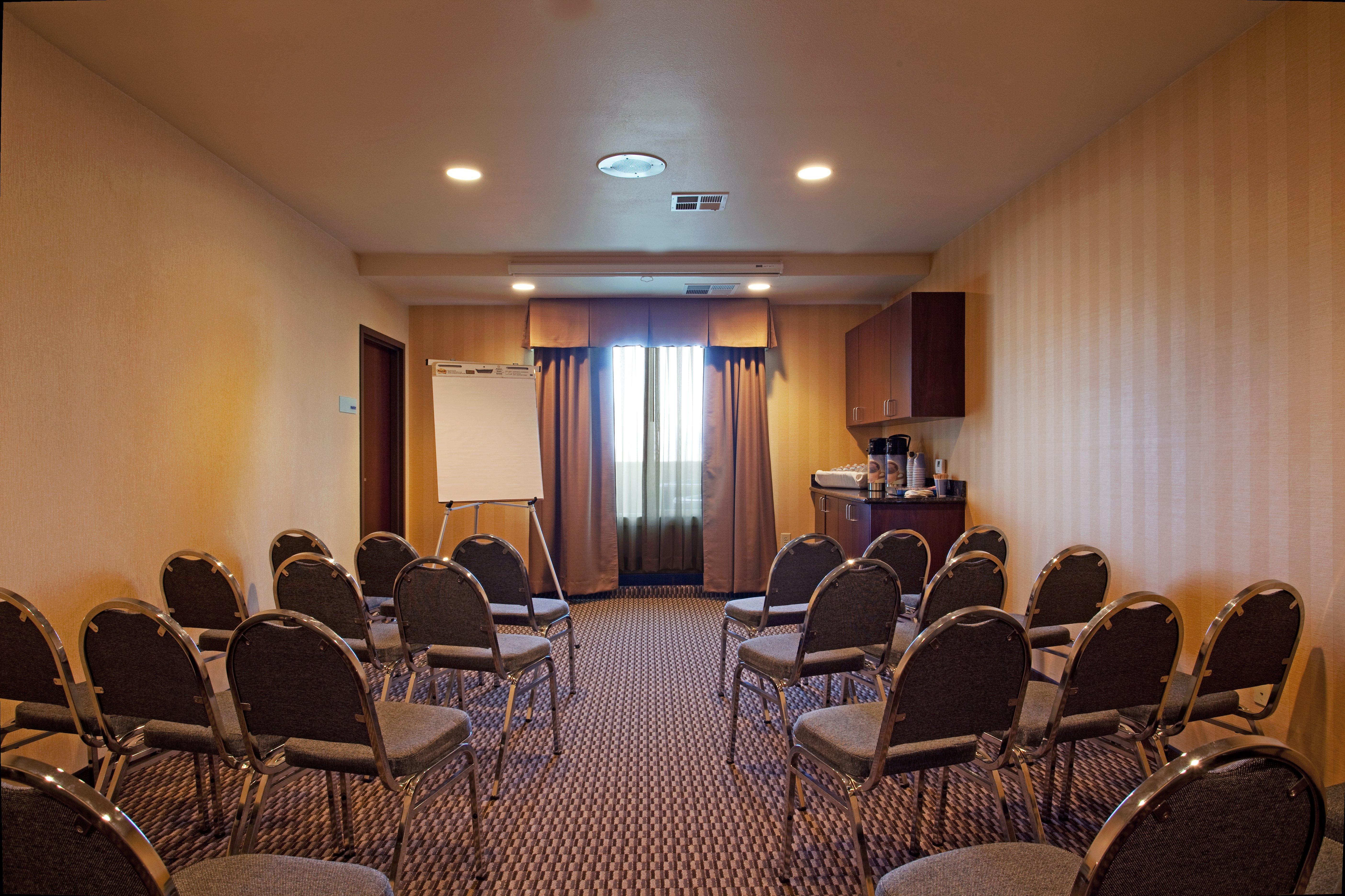 Holiday Inn Express & Suites Frazier Park By Ihg Lebec Exterior photo